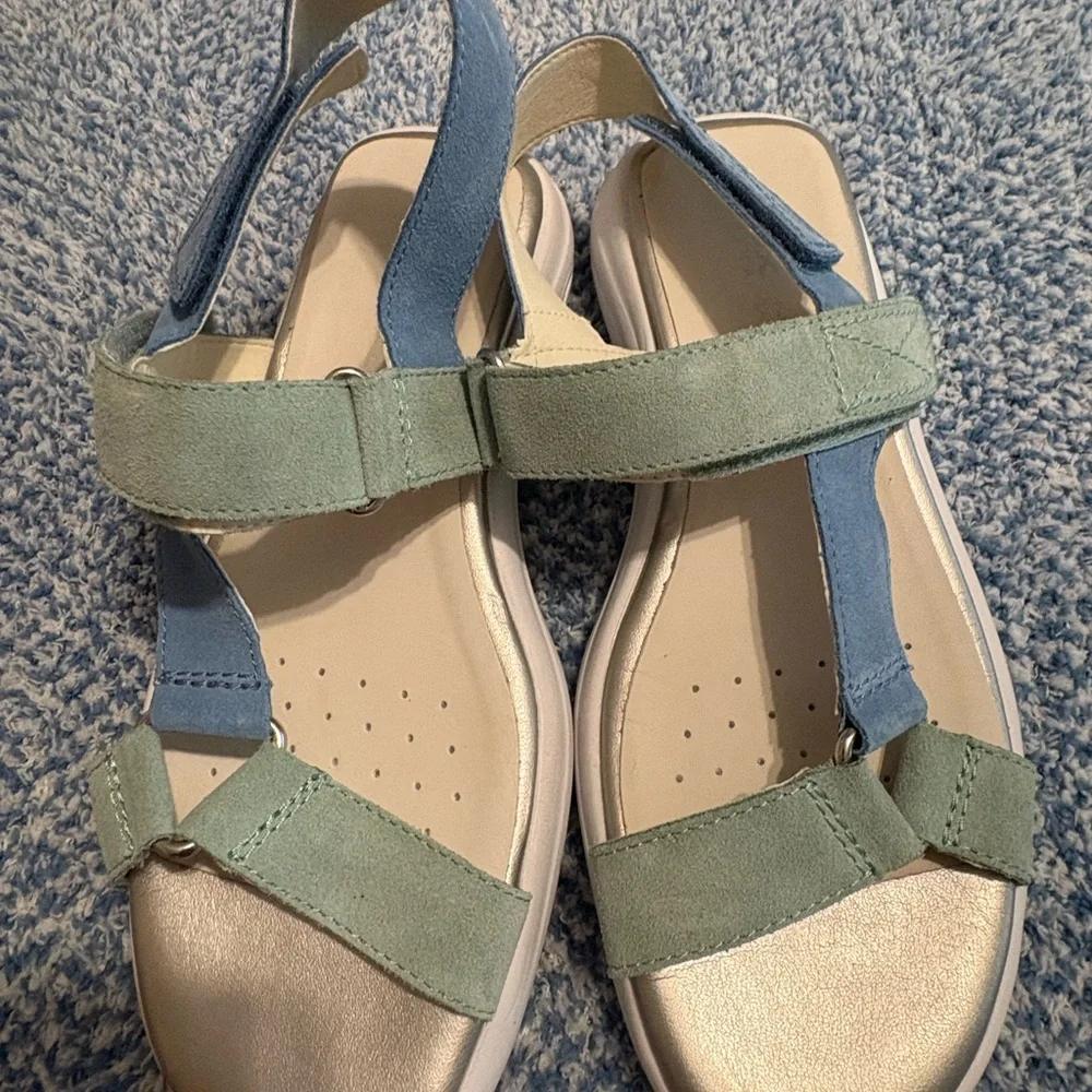 Geox,‎ Women’s Blue and Green Sandals, size 9